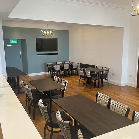The Auckland Hotel Моркамб Екстериор снимка