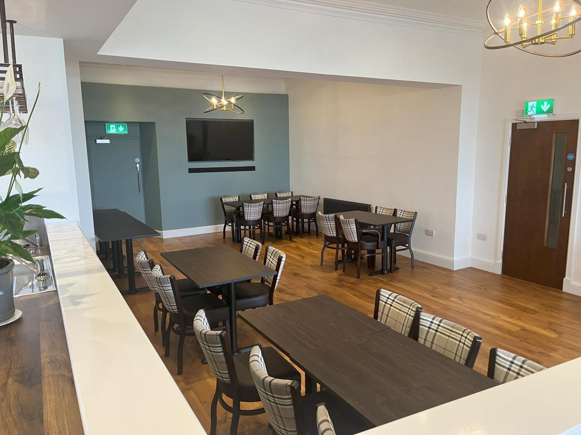 The Auckland Hotel Моркамб Екстериор снимка