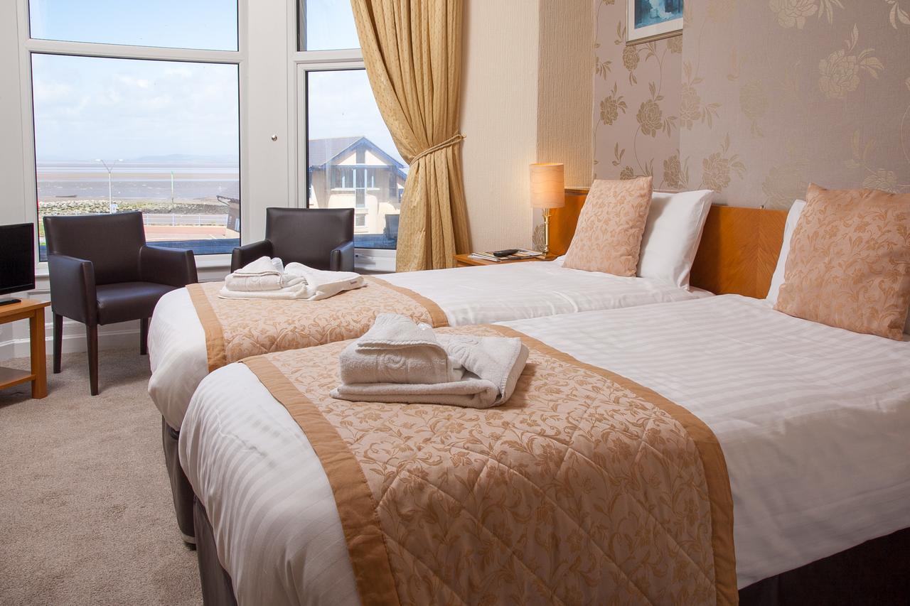 The Auckland Hotel Моркамб Екстериор снимка